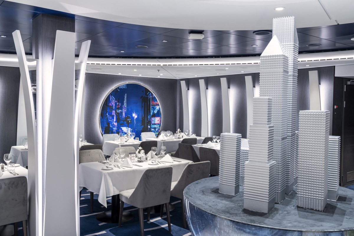 MSC Cruises MSC Seashore 5th Avenue 1.jpg