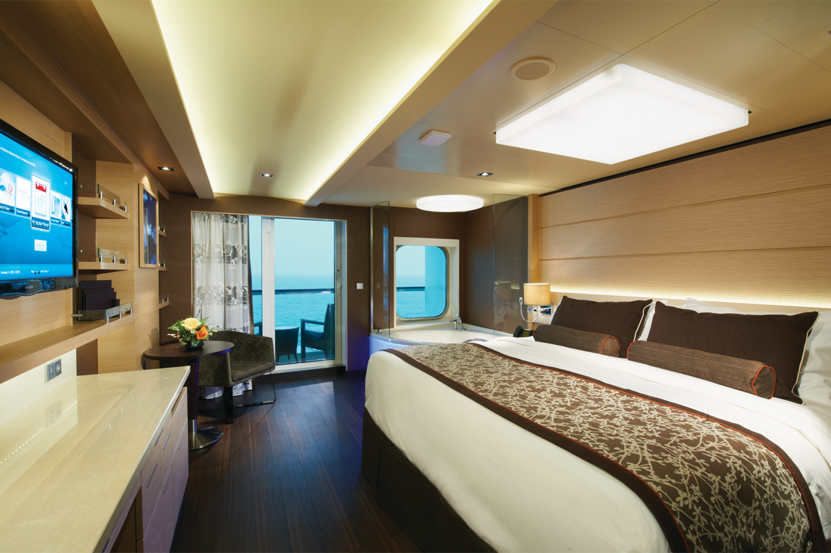 NCL Breakaway HI H9 Accommodation.png