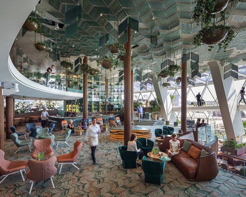 Celebrity Cruises Eden 1.jpg