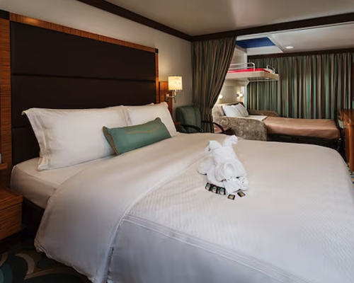 Disney Cruise Lines, Disney Dream, Concierge Family Oceanview .png