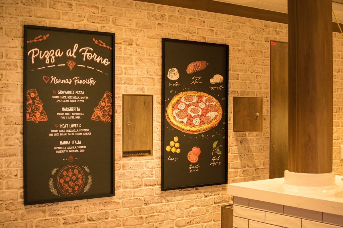 RCI ODYSSEY Giovanni's Italian Kitchen 4.jpg.JPG