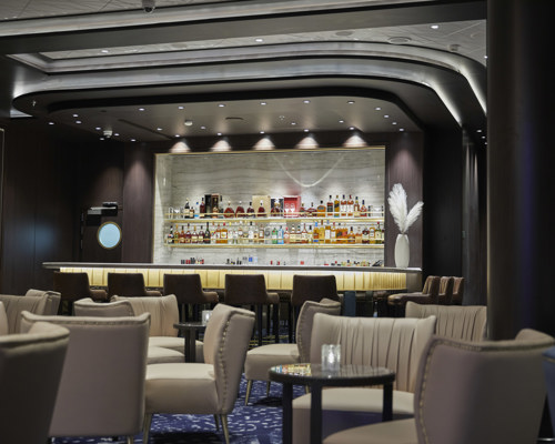 RSSC - Seven Seas Splendor - Entertainment - Splendor Lounge 3.jpg