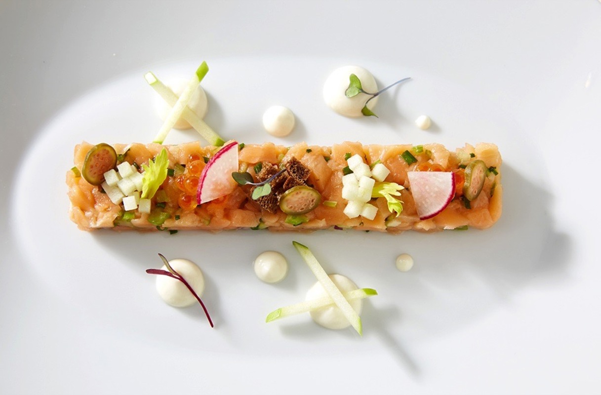 Celebrity Cruises Main Restaurant 3.jpg