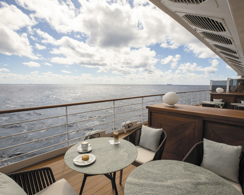 Regent Seven Seas SPLENDOR Coffee Connection 3.jpg