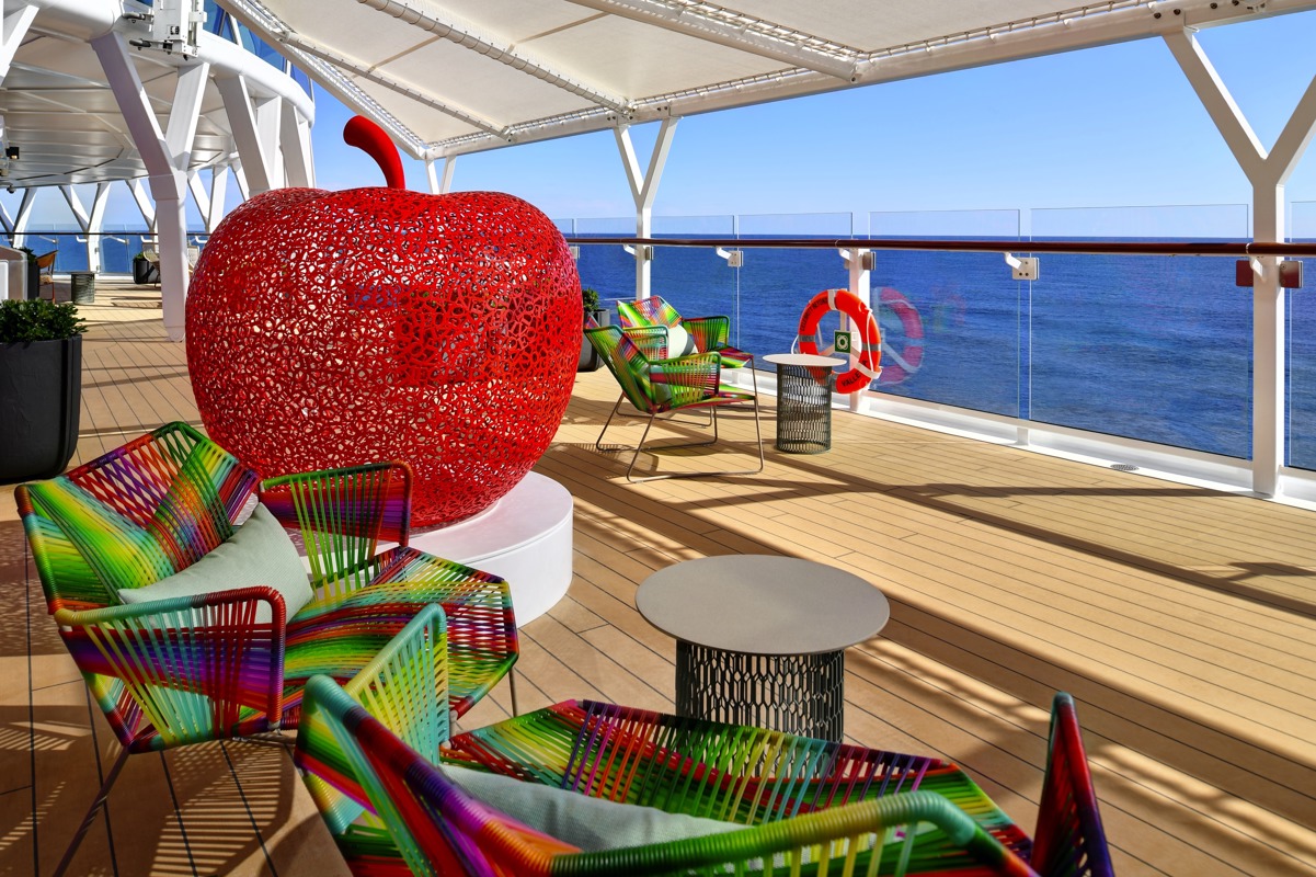 Celebrity Cruises Eden Restaurant 2.jpg