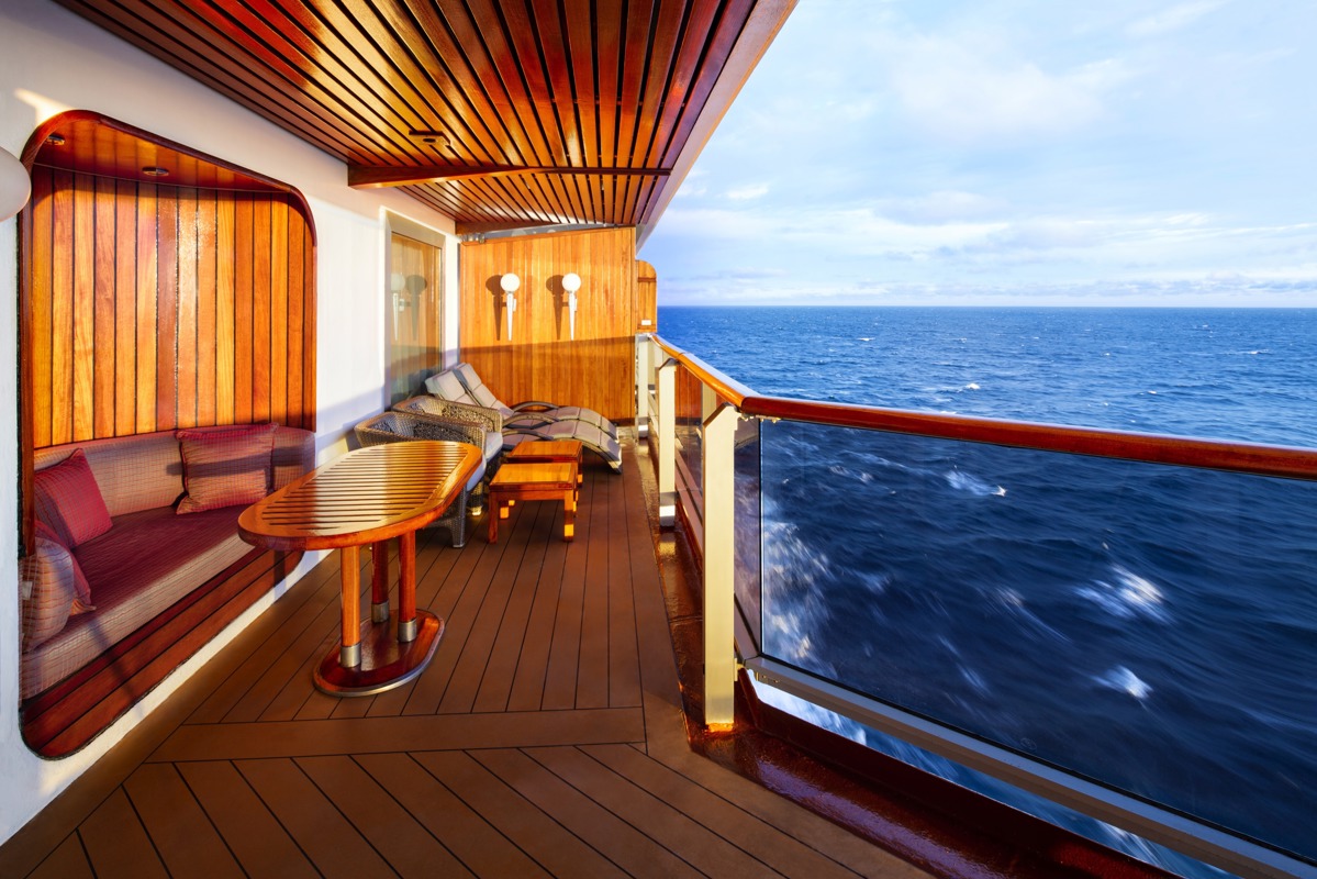 HAL Noordam Pinnacle Suite 2.jpg