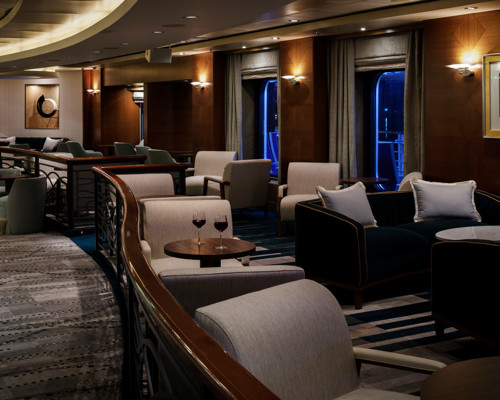 P&O Cruises Arcadia Piano Bar 2.jpg
