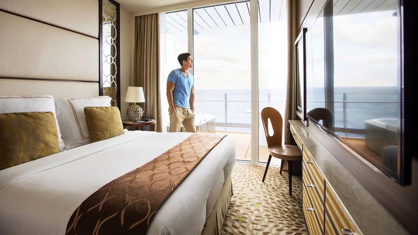 Celebrity Cruises Celebrity Reflection Signature Suite 2.jpg