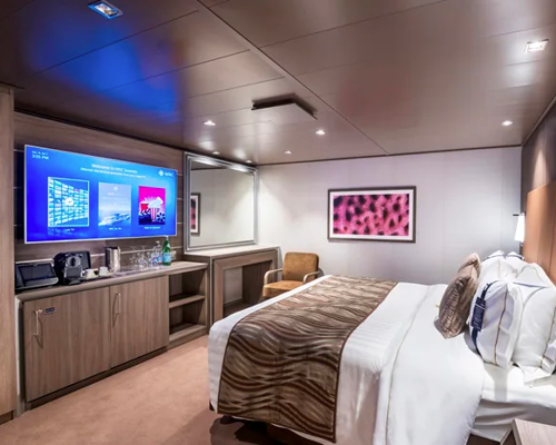 MSC Cruises MSC Seascape MSC Yacht Club Interior Suite.png