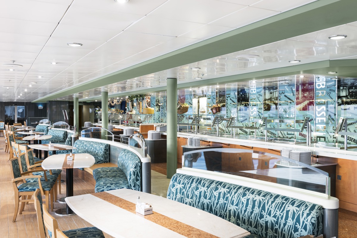 MSC Cruises MSC Armonia La Brasserie 2.jpg