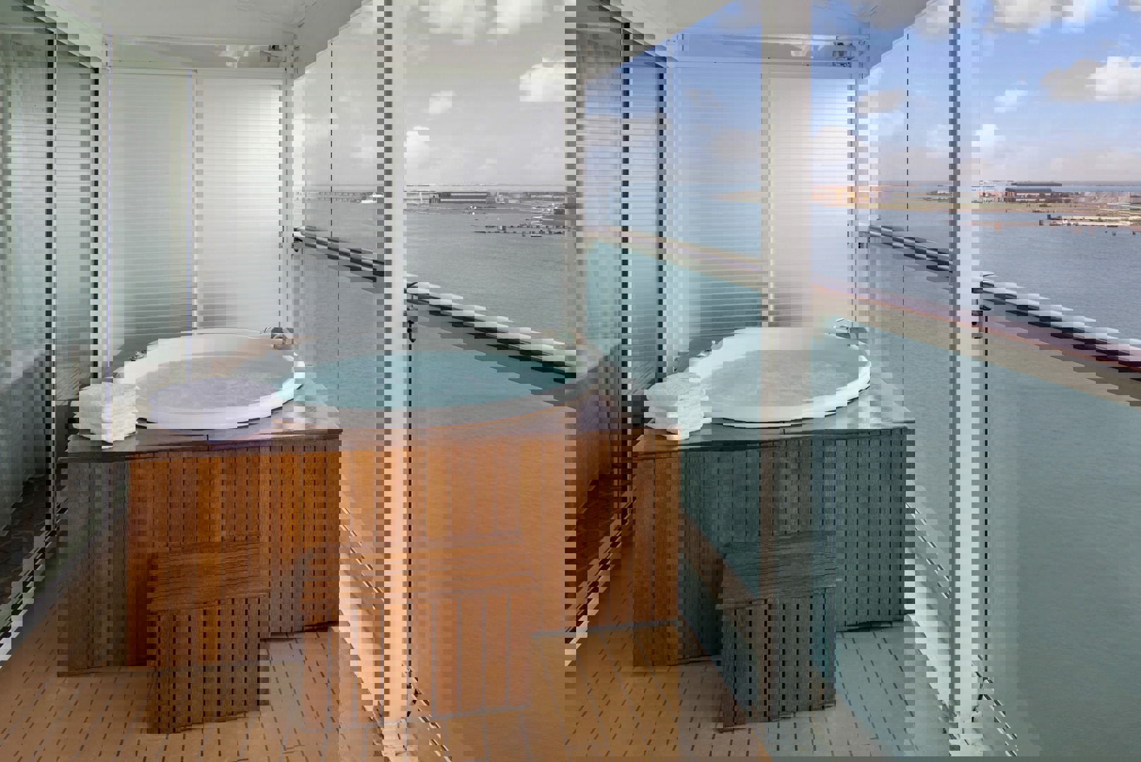 Royal Suite - 1 Bedroom