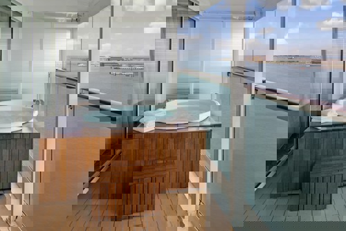 Royal Suite - 1 Bedroom