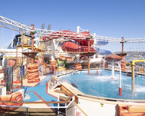 MSC Cruises MSC Belissima Arizona Aquapark 2.jpg