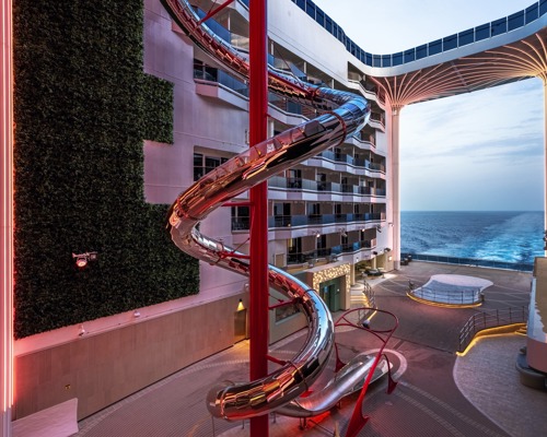 MSC Cruises MSC World Europa The Venom Drop @ The Spiral 6.jpg