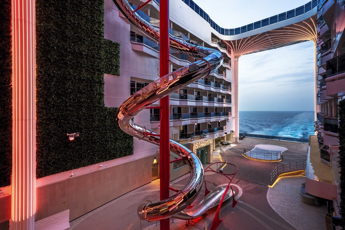 MSC Cruises MSC World Europa The Venom Drop @ The Spiral 6.jpg