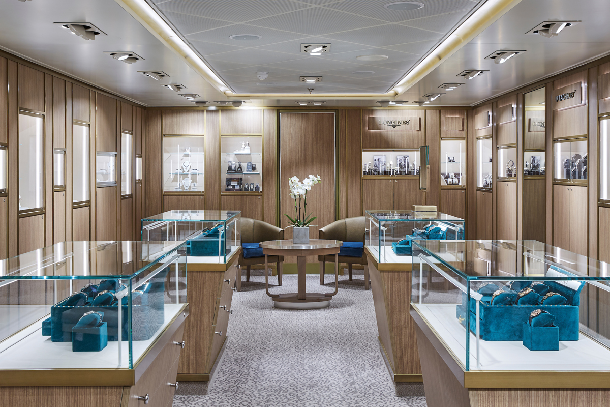 Silversea Cruises Silver Dawn Boutique 3.jpg