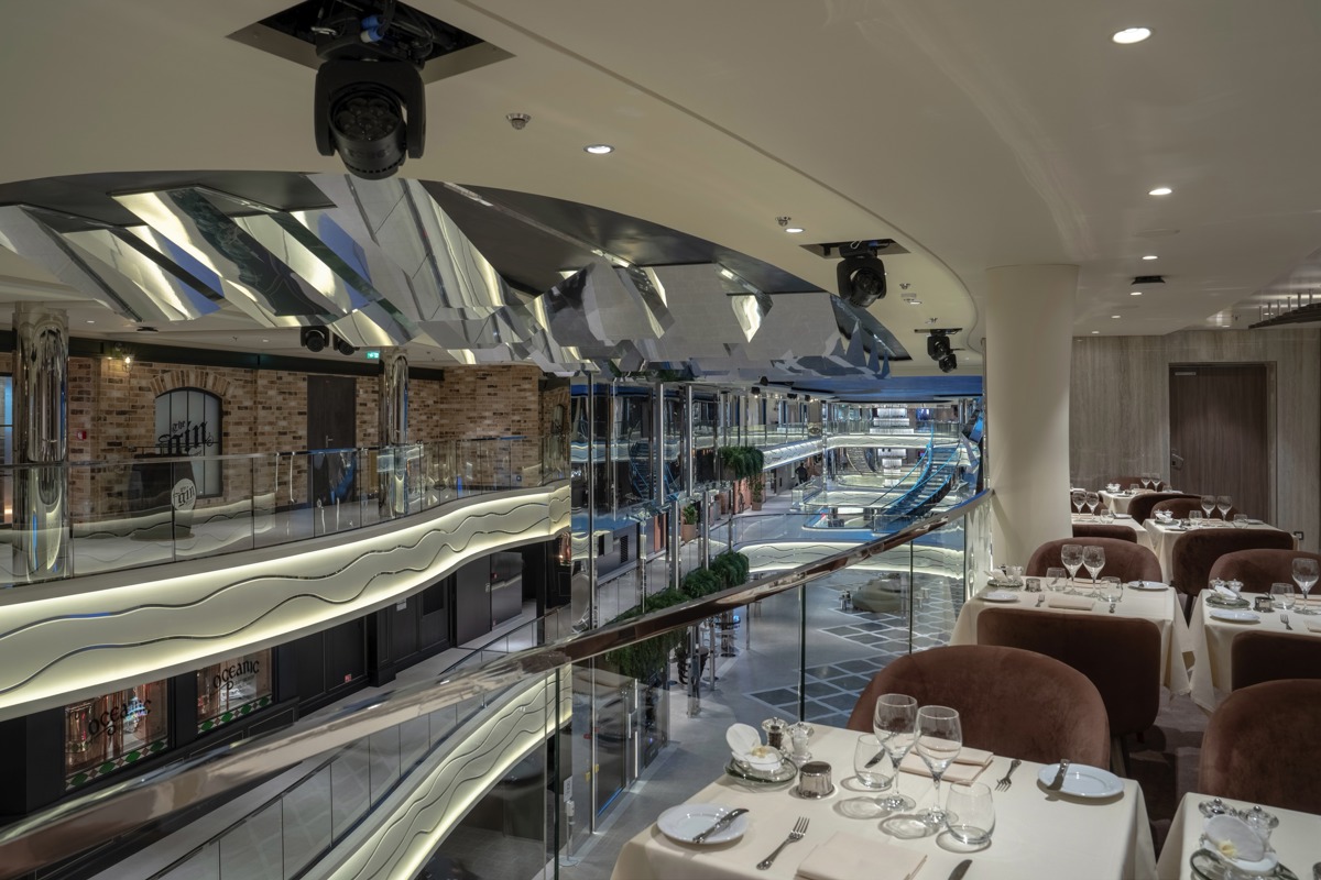Msc Cruises Msc World Europa Les Dunes Restaurant   Ivan Sarfatti 1
