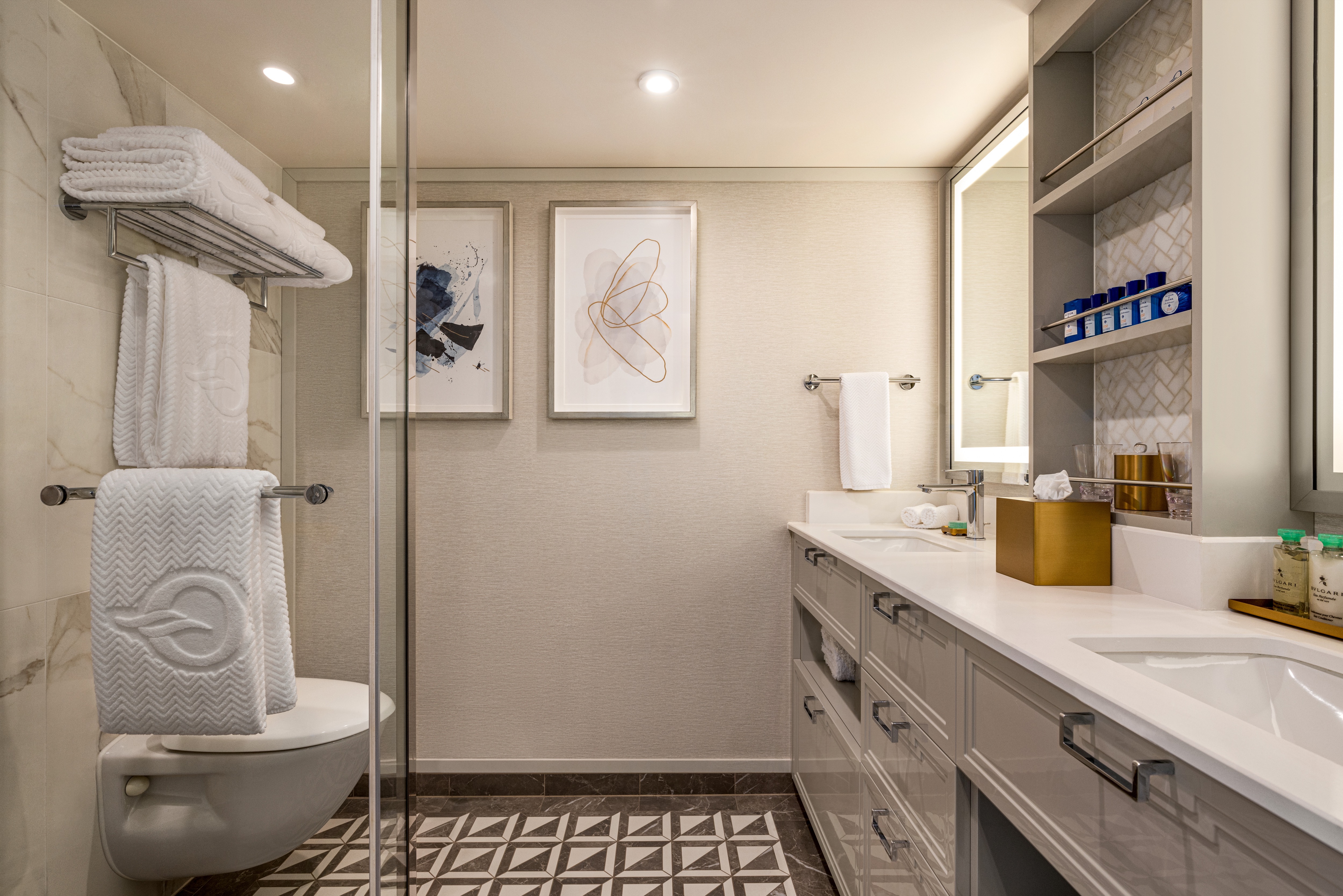 Penthouse Suite