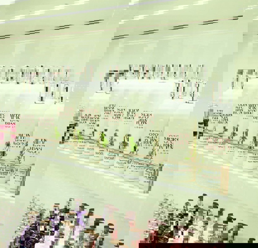 Seabourn Seabourn Encore Shops.jpg