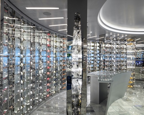 MSC Cruises MSC Grandiosa MSC Cruises La Perla Grigia 2.jpg