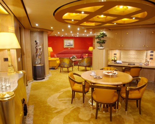 Holland America Line Vista-Class Accomodation Pinnacle Suite 2.jpg