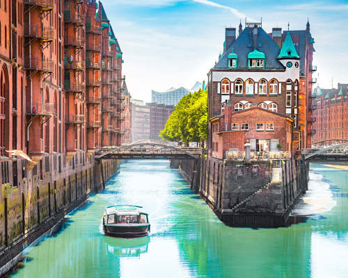 Hamburg Shutterstock 1181662084