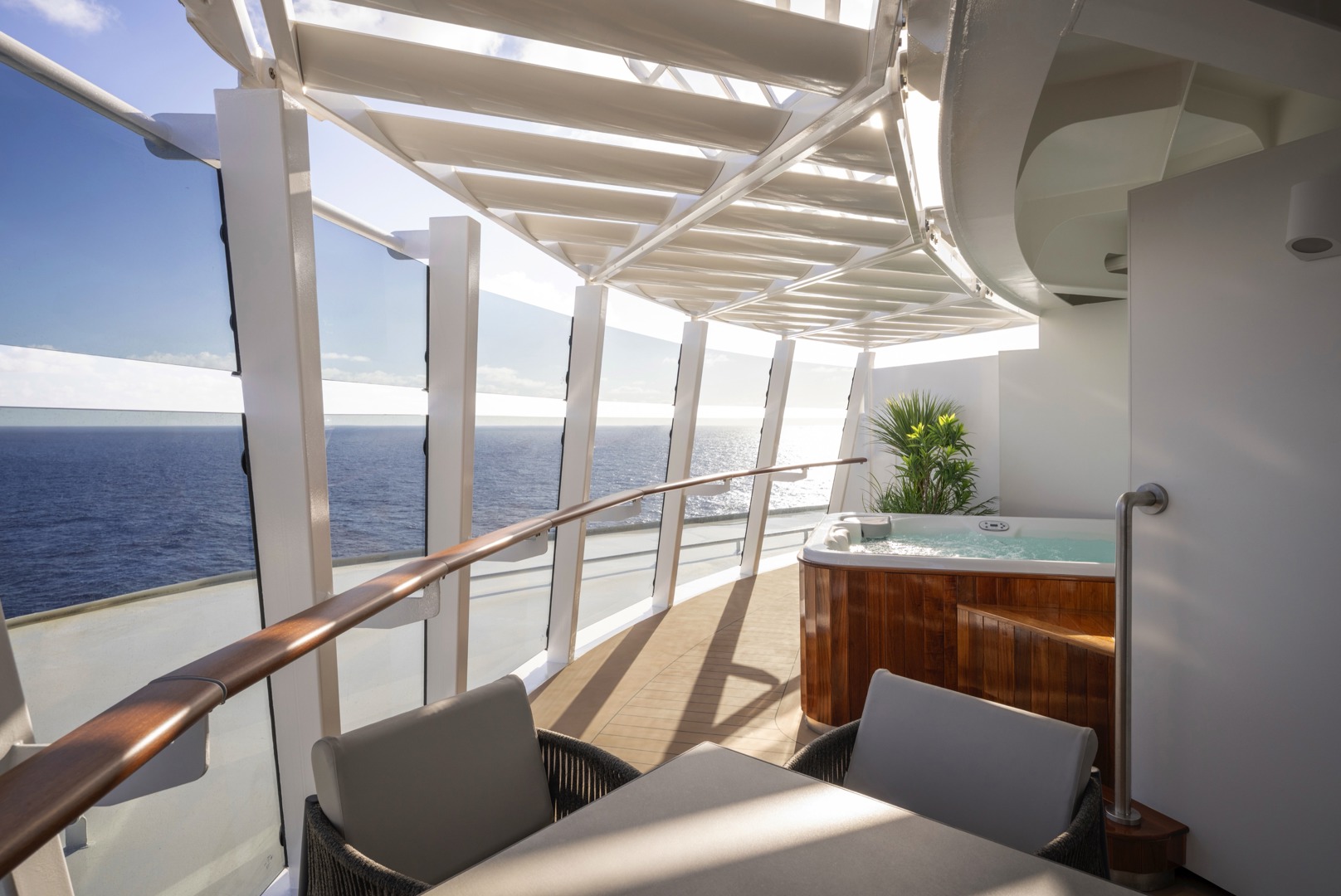 MSC Yacht Club Royal Suite With Whirlpool Bath