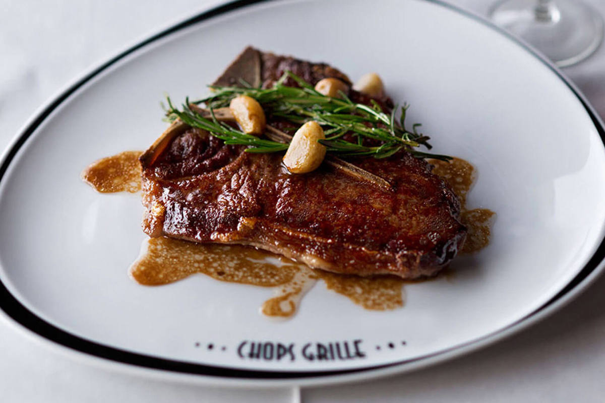 Royal Caribbean Independance of the seas Interior new chops grille.jpg