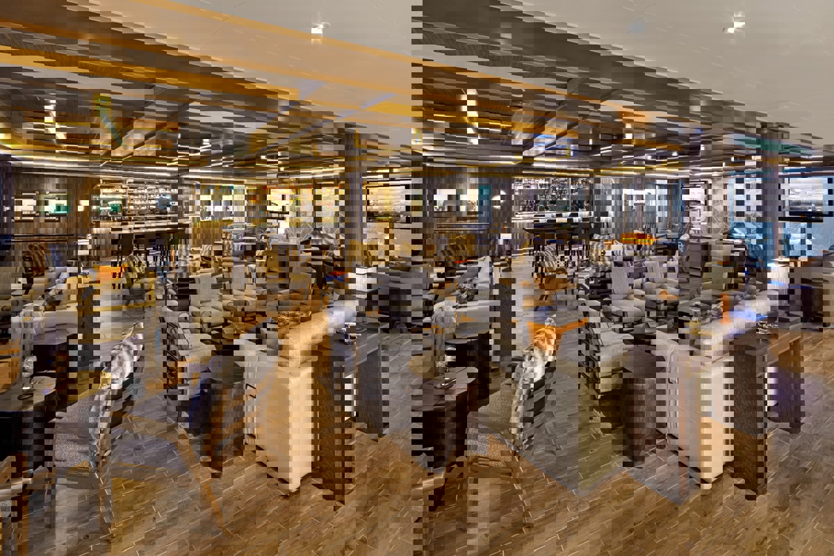 SEABOURN Seabourn Venture Expedition Lounge.jpg