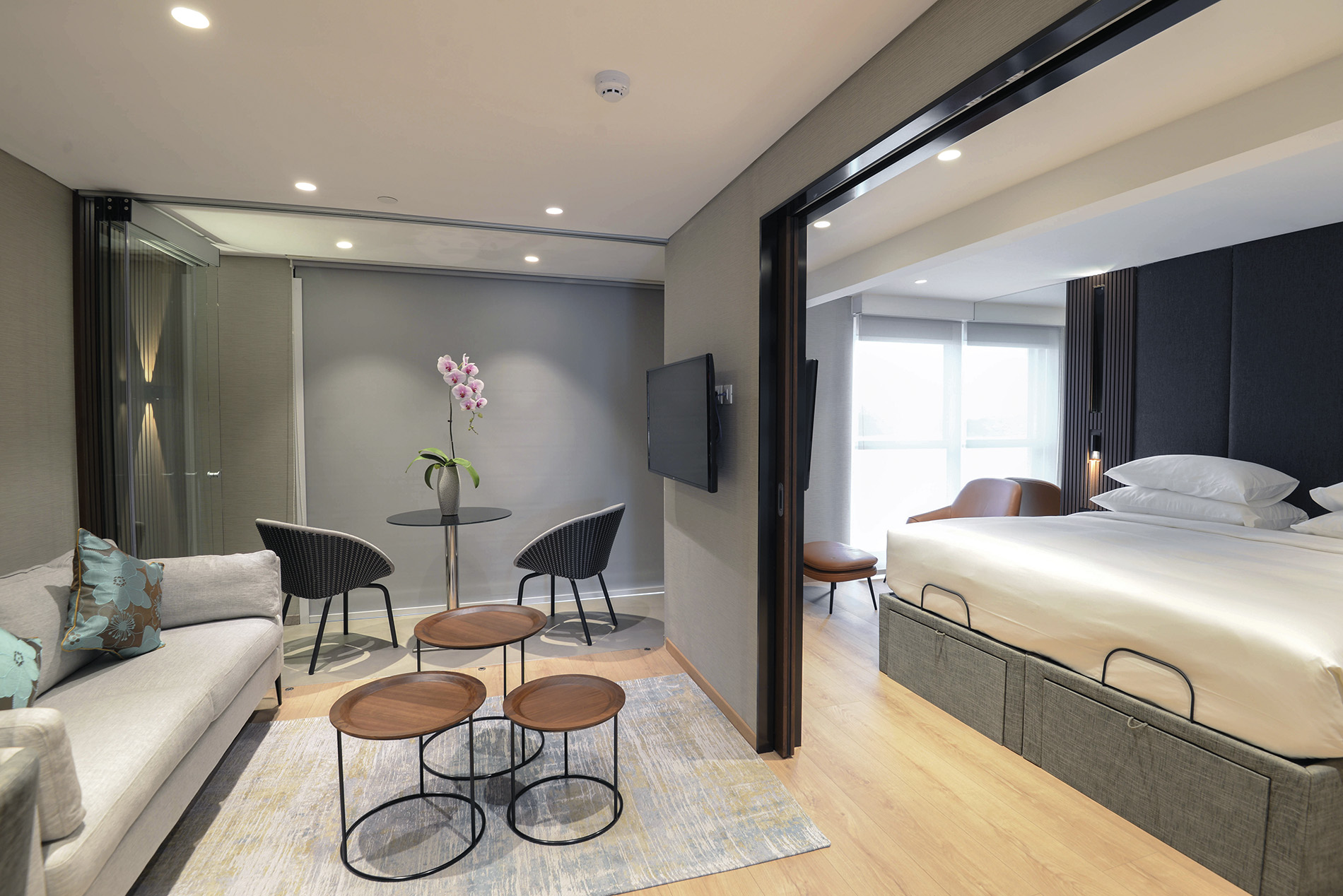 Grand Balcony Suite - Deck 4