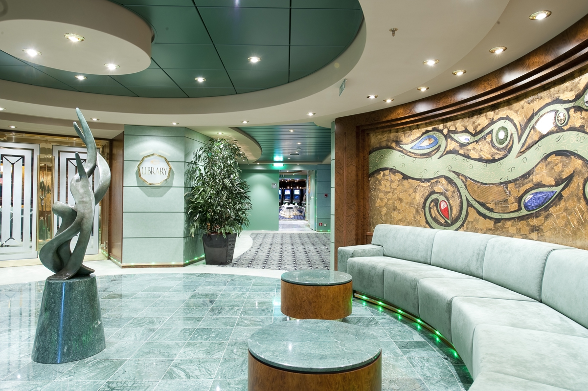 MSC Cruises MSC Magnifica Library 0.jpg