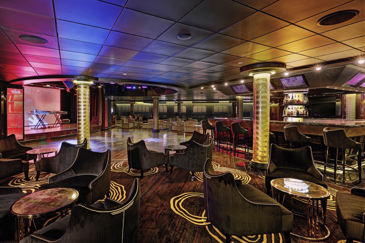 NCL Norwegian Epic Bliss Ultra Lounge