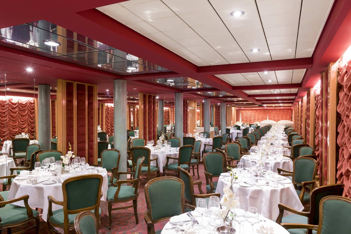 MSC Cruises MSC Armonia La Pergola 2.jpg