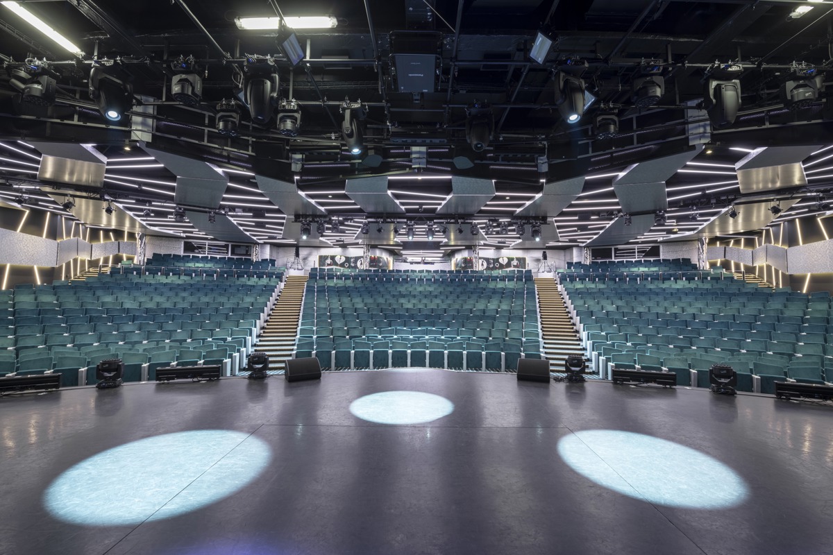 MSC Cruises MSC Belissima London Theatre 0.jpg