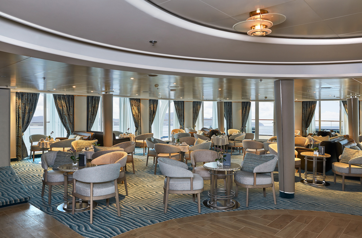 Silversea - Silver Shadow - Panorama Lounge 3.jpg