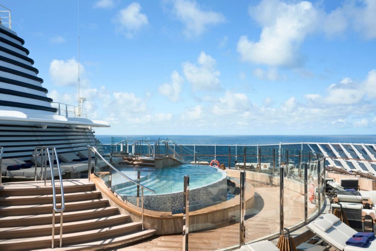 Explora Journeys Explora Iii Helios Pool & Bar 1