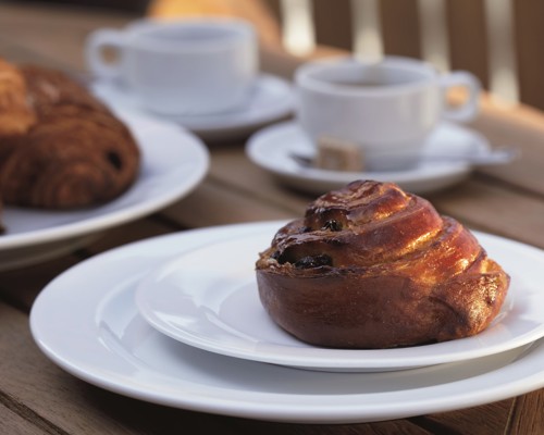 Oceania Sirena - Terrace Cafe.jpg