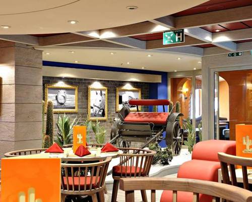  MSC Cruises Fantasia Class Splendida sante fe 1.jpg