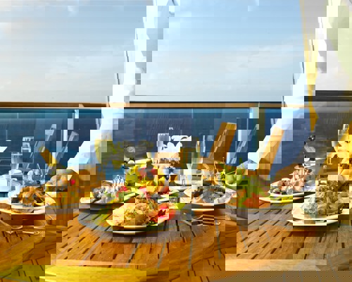 Princess Cruises Royal Class Interior balcony dining 2.jpg