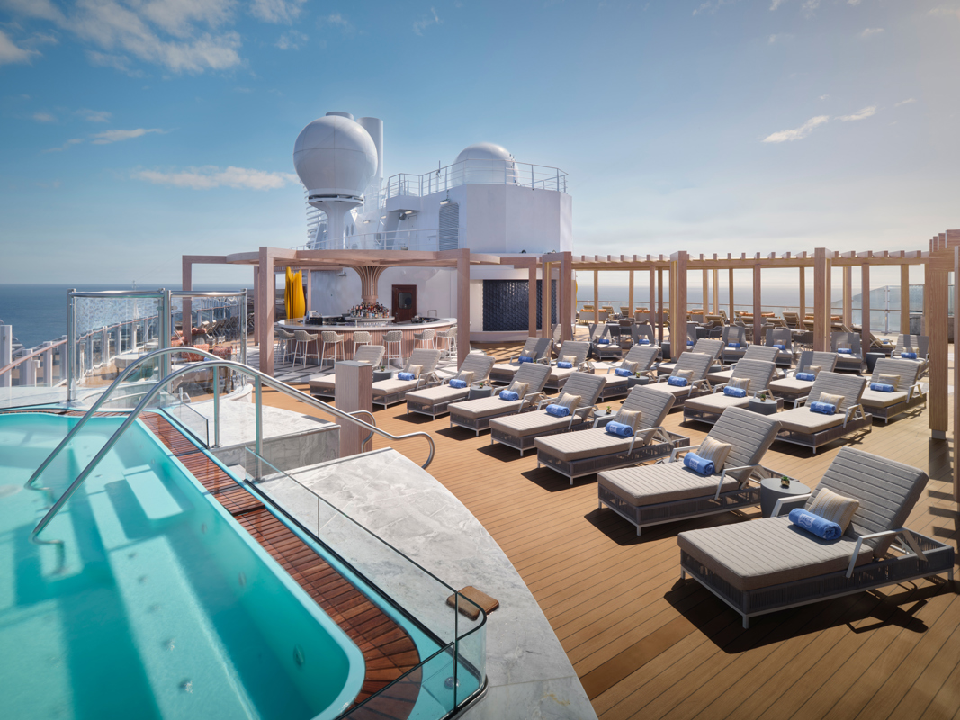 NCL Prima Vibe Beach Club