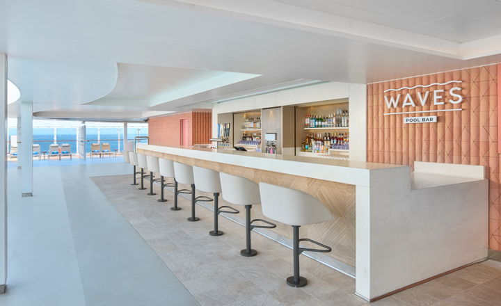 Waves Pool Bar
