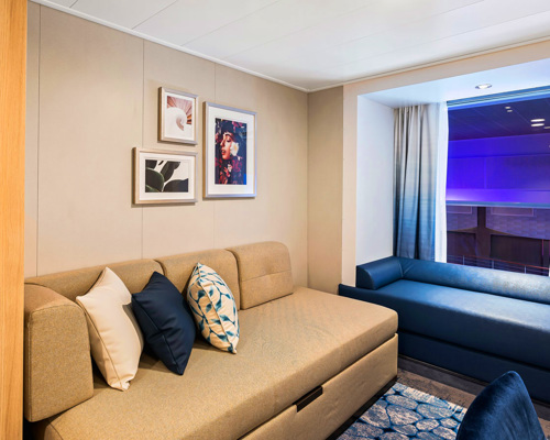 RCI Wonder of the Seas Promenade View Interior 2.jpeg