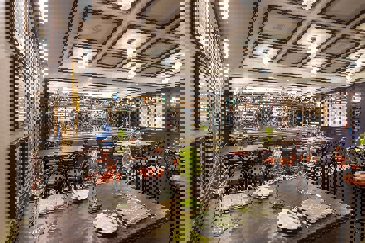 MSC Cruises MSC Virtuosa L'Atelier Bar & Art 2.jpg