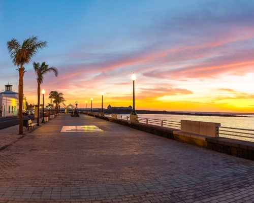 Shutterstock 2463593697 Arrecife Lanzarote