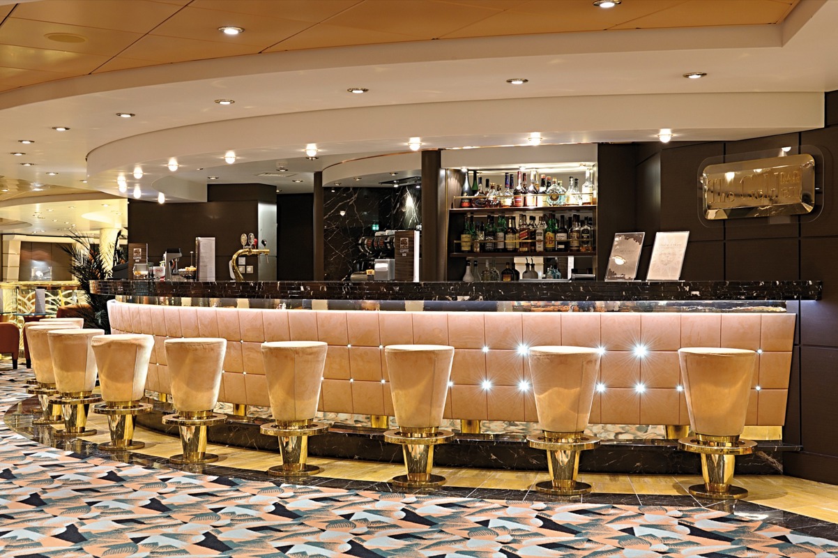 MSC Musica Class gold bar.jpg