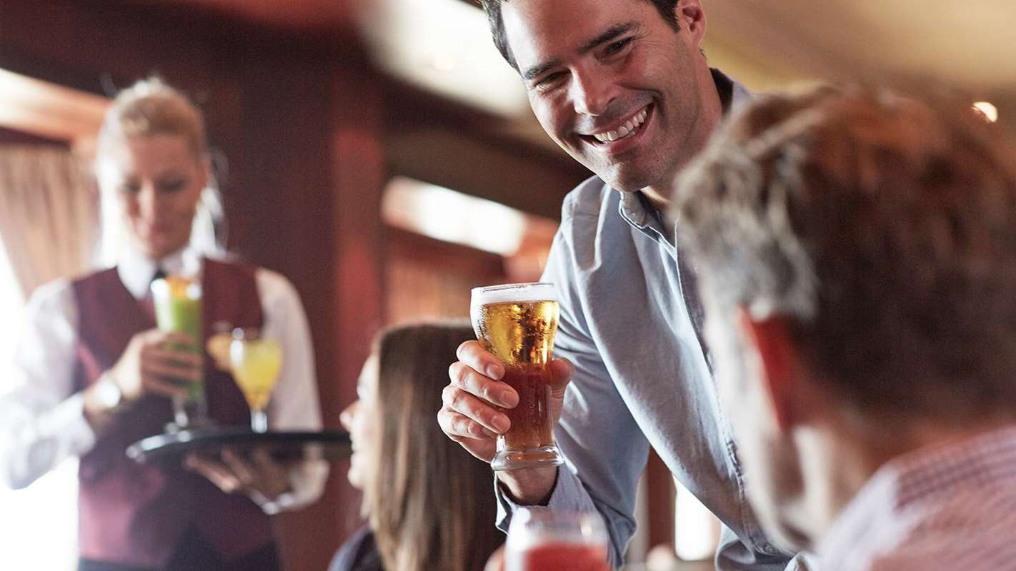 Princess Cruises Magestic Princess Bars and Lounges.jpg