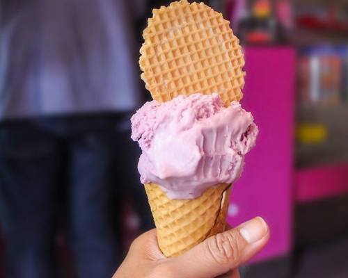 Norwegian Cruise Line Norwegian Bliss Dolce Gelato 2.jpg