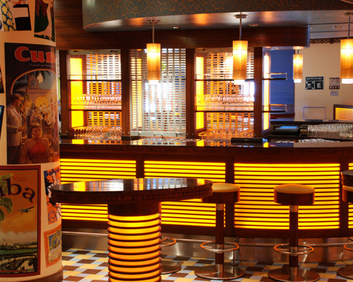 P&O Cruises Ventura Havana.jpg