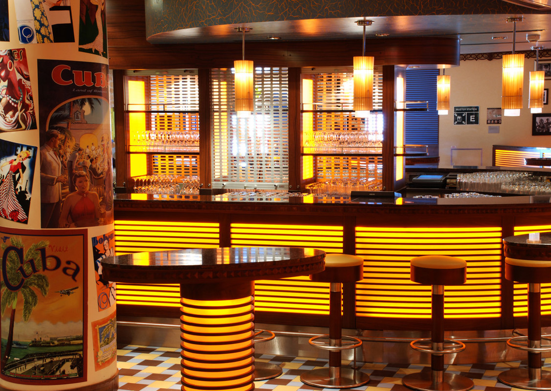 P&O Cruises Ventura Havana.jpg