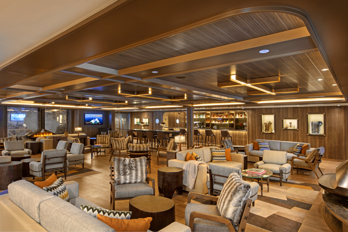 SEABOURN Expedition Lounge.png
